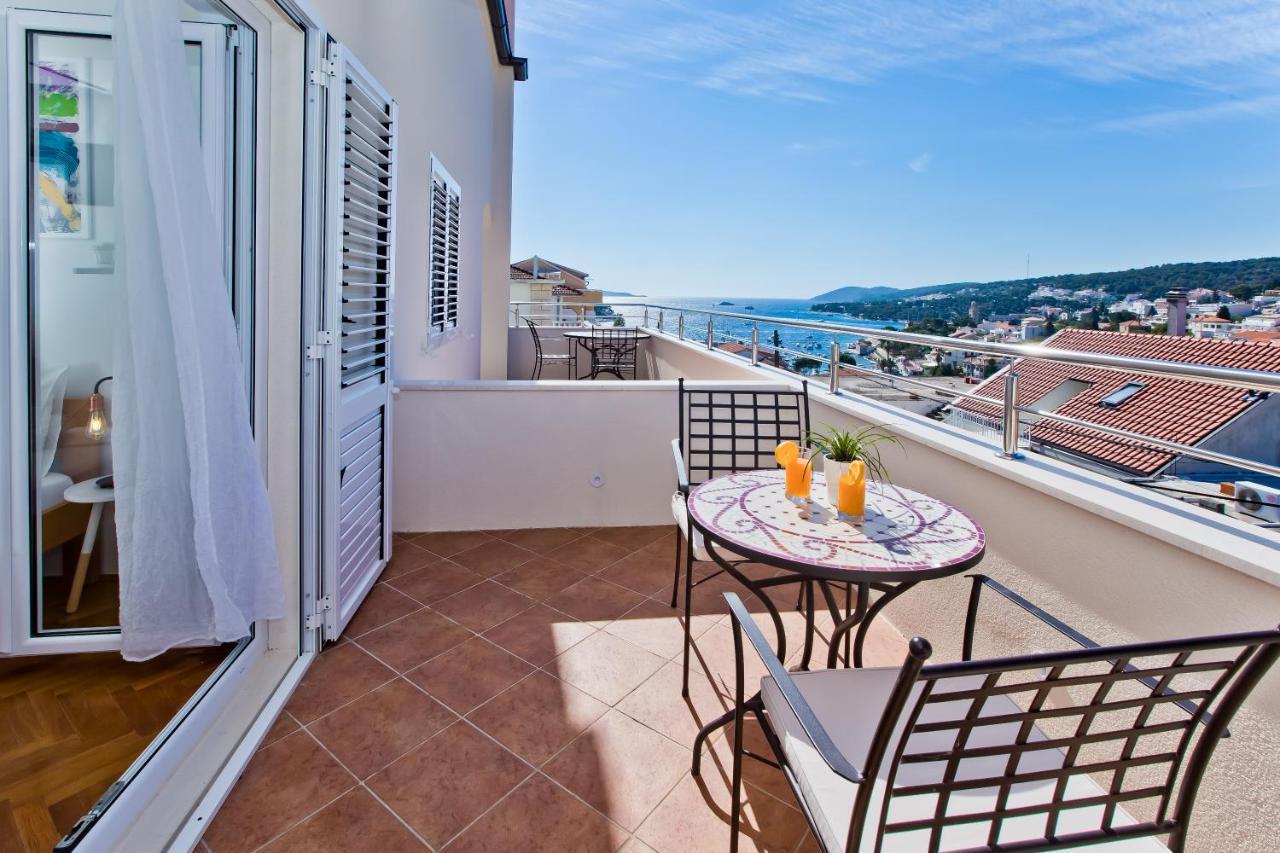 Apartments And Rooms Marija Hvar Town Exteriör bild